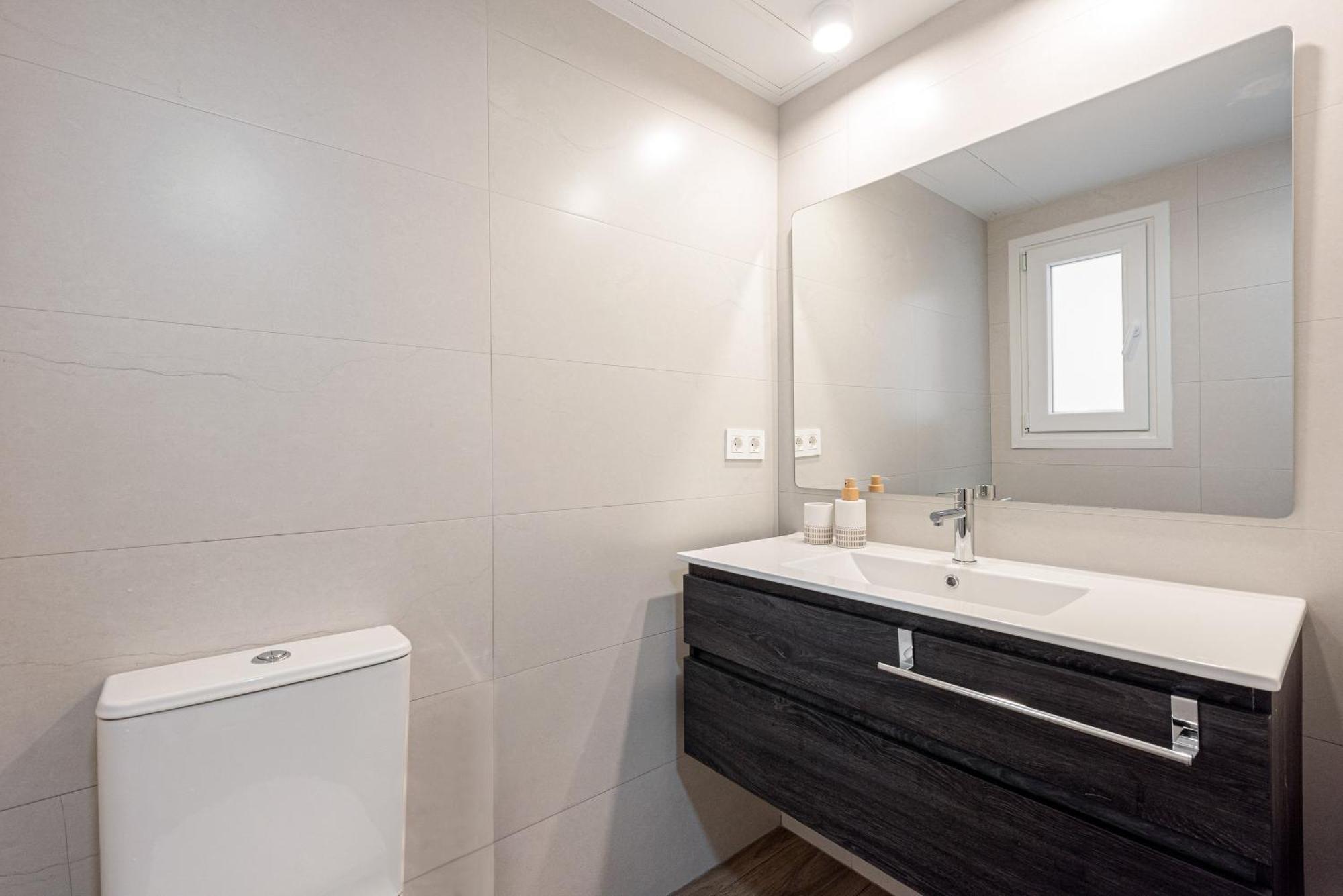 Floperw 1 Apartment มาลากา ภายนอก รูปภาพ