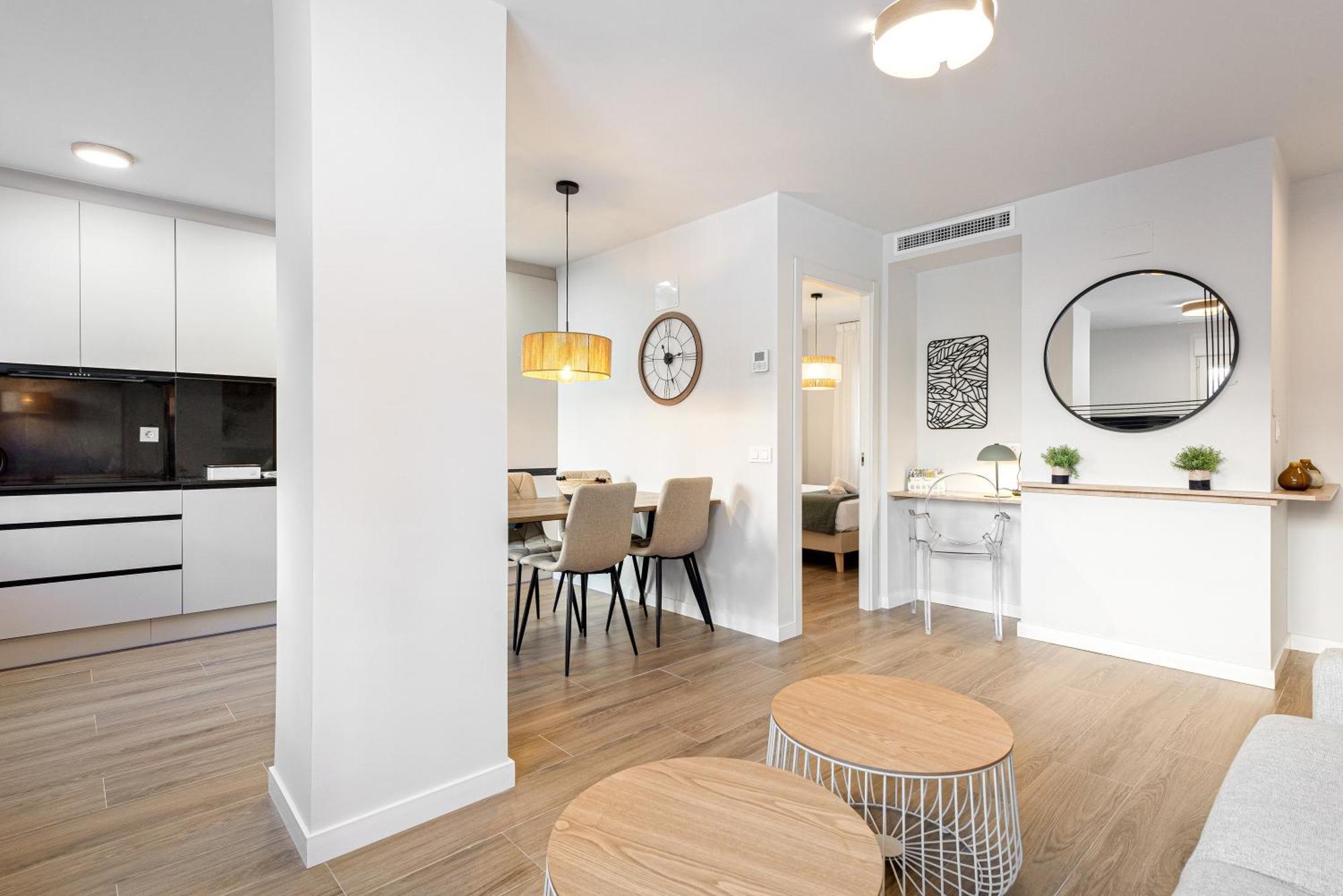 Floperw 1 Apartment มาลากา ภายนอก รูปภาพ